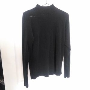 Black turtleneck sweater